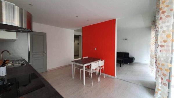 Appartement 1 pièce                                        - 42000 Saint-Étienne Réf : 12885