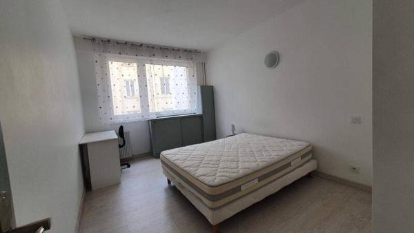 Appartement 1 pièce                                        - 42000 Saint-Étienne Réf : 12885
