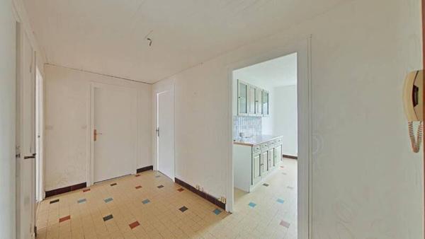 Appartement 3 pièces                                        - 42100 Saint-Étienne Réf : 12576