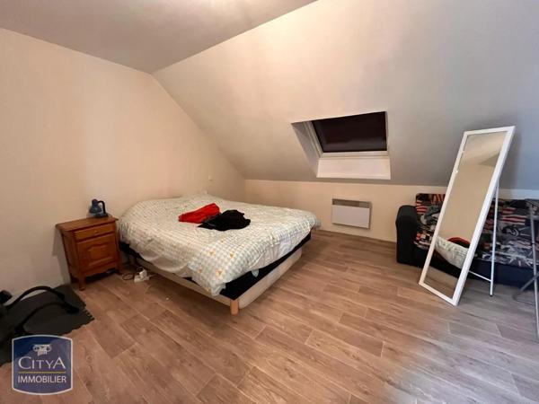 Appartement à louer 2 pièces 43.86m² Laval (53000)