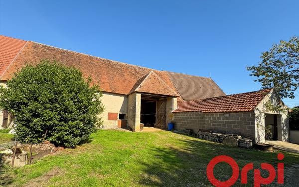 Maison à vendre    5 pièces •  Orcenais