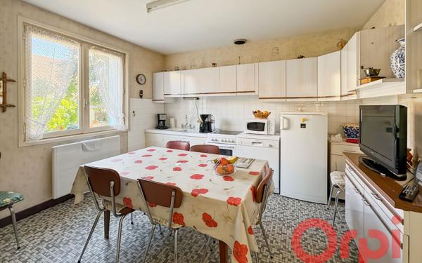 Maison à vendre    5 pièces •  Orcenais