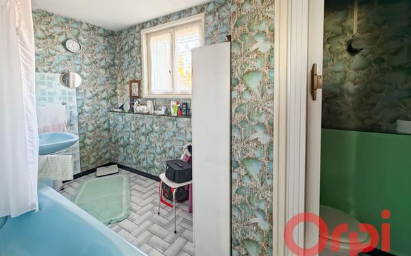 Maison à vendre    5 pièces •  Orcenais