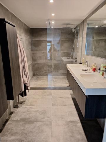 En bord de marne dans un cadre idylique JARDIN ET GARAGE