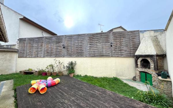 Appartement à vendre    3 pièces • 65 m2 Gagny