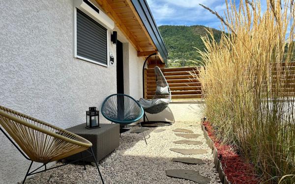 Maison à vendre    9 pièces • 300 m2 Cluses