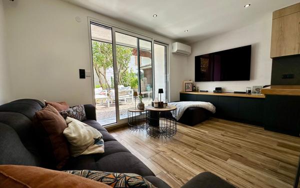 Maison à vendre    9 pièces • 300 m2 Cluses