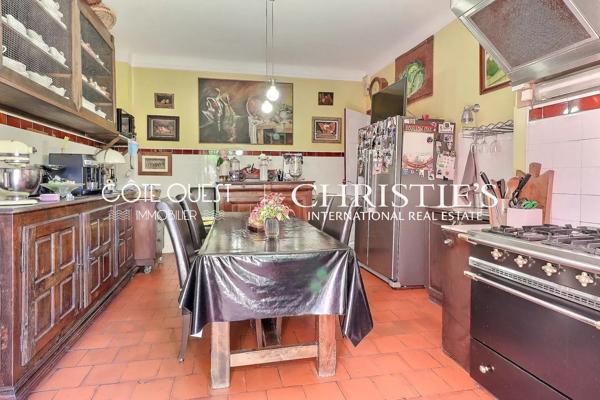 À vendre Biarritz – Villa classée en centre-ville