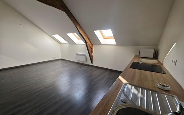Appartement à louer    1 pièce • 26,75 m2 Épône