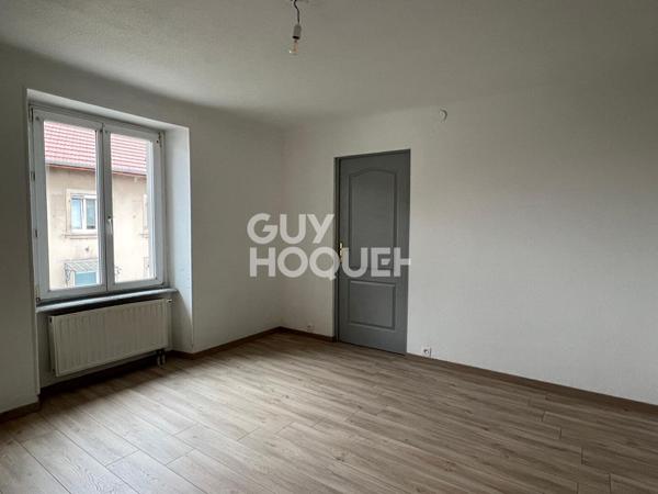 EN LOCATION : appartement T3 (50 m²) à CERNAY