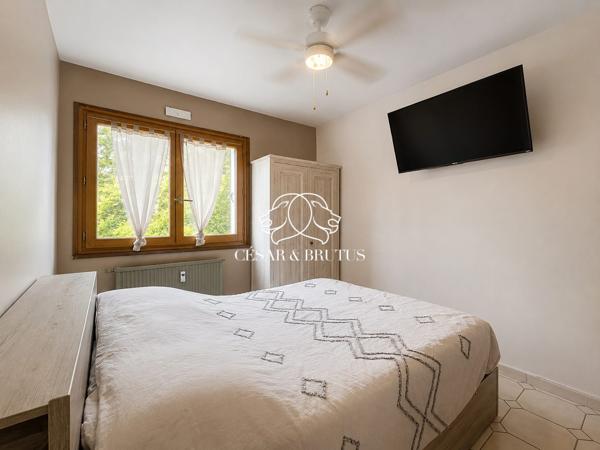 PONT EVEQUE CENTRE – T3/4 – 78m² – BALCON- CAVE – PLACE PRIVATIVE