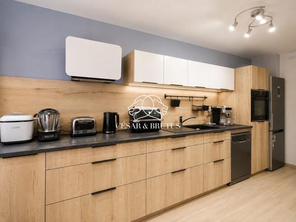 PONT EVEQUE CENTRE – T3/4 – 78m² – BALCON- CAVE – PLACE PRIVATIVE