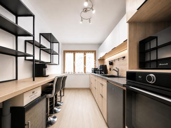 PONT EVEQUE CENTRE – T3/4 – 78m² – BALCON- CAVE – PLACE PRIVATIVE