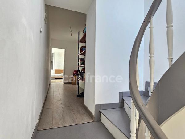 Maison à vendre 5 pièces 109 m² 4 chambres PANISSIERES (42)