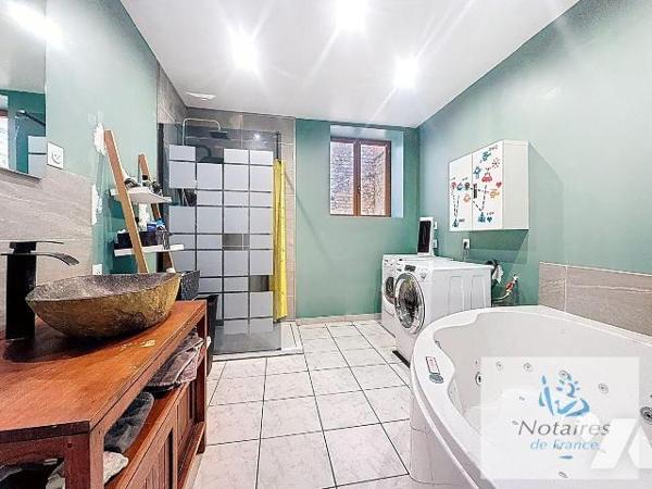 EN EXCLUSIVITE CHEZ VOTRE NOTAIRE !!

MAISON EN COURS DE RENOVATION -4 CHAMBRES -COUR - STEEN...