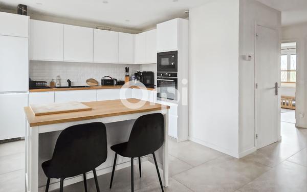 Maison à vendre    6 pièces •  Fosses