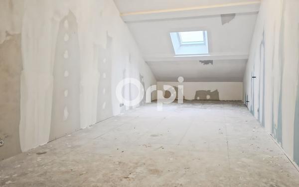 Maison à vendre    6 pièces •  Fosses