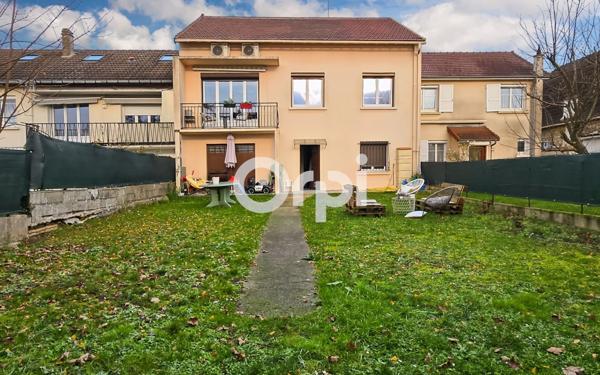 Maison à vendre    6 pièces •  Fosses