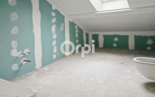 Maison à vendre    6 pièces •  Fosses