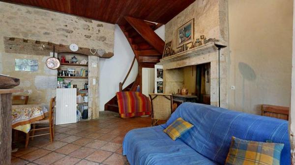 Maison ancienne - Saint-cyprien Maison au coeur d'un des plus beaux villages de France, à rénover, avec appartement indépendant et garage