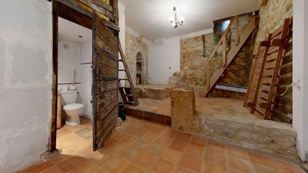 Maison ancienne - Saint-cyprien Maison au coeur d'un des plus beaux villages de France, à rénover, avec appartement indépendant et garage