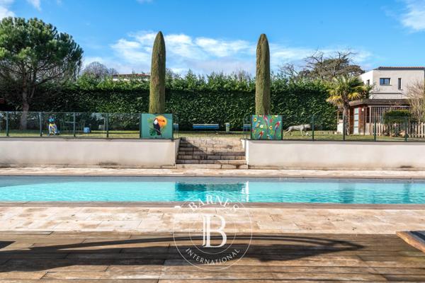 Saint-Cyr-au-Mont-d'Or, Propriété 3 Chambres -  245 m² à vendre