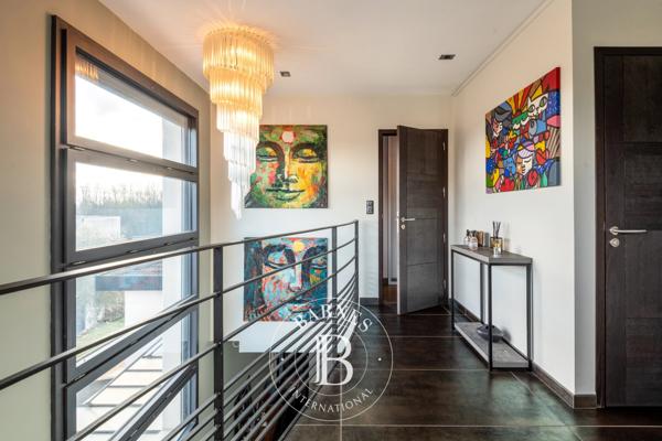 Saint-Cyr-au-Mont-d'Or, Propriété 3 Chambres -  245 m² à vendre