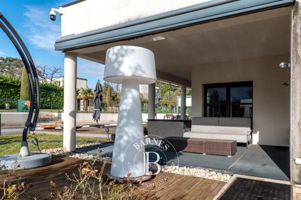 Saint-Cyr-au-Mont-d'Or, Propriété 3 Chambres -  245 m² à vendre