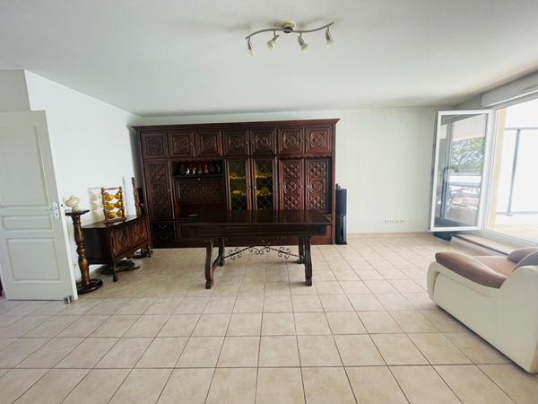 Appartement 4 pièces-Istres