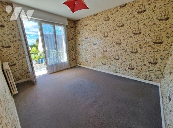 A VENDRE ,à QUIMPER dans le  quartier d'Ergué-Armel , maison de 1972 d'une surface habitable de...