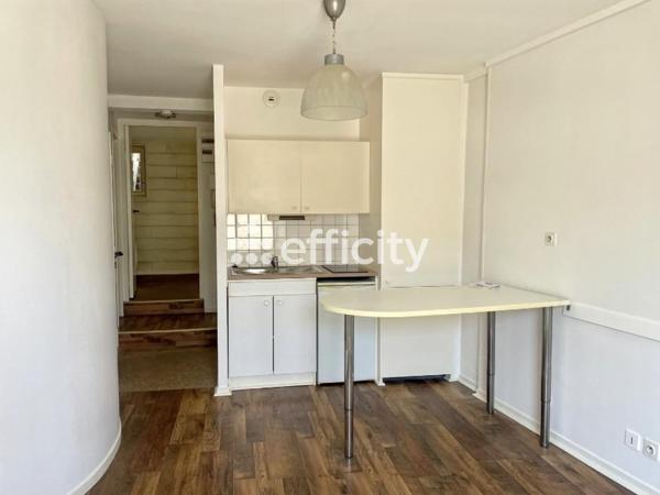 Appartement
         2 pièces
        - 26 m² 124 000 € *