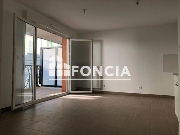 Location Appartement 2 pièces 37.4 m² - 70 BOULEVARD BAUCHIERE Toulon 83000