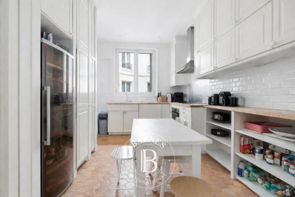 Paris 3ème, Appartement 4 Chambres -  136 m² à vendre