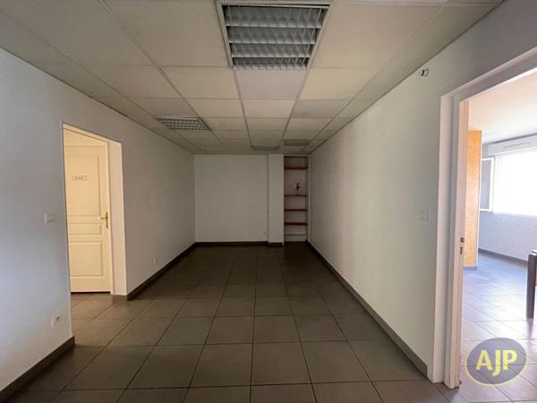 Vente appartement Saintes : 191 800 € - AJP Immobilier Saintes