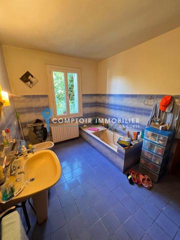 Maison
                                                                                                                                                                                                                                                                                                                        4 pièce(s)                                                                                                                                                                                                          3 chambre(s)                                                                                                                                                                                                          160  m²