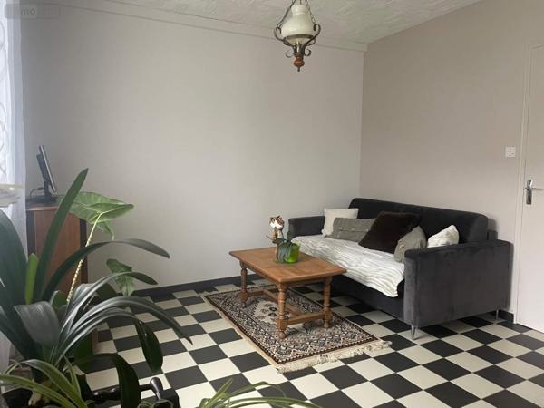 Maison à vendre à Mayenne en Mayenne (53100), ref : 046/839