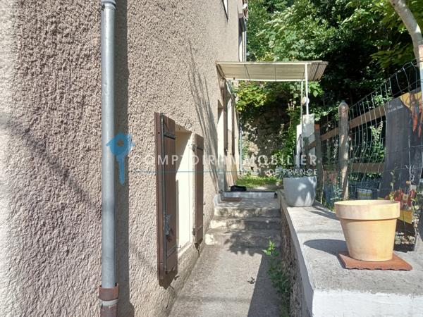Appartement
                                                                                                                                                                                                                                                                                                                        2 pièce(s)                                                                                                                                                                                                          1 chambre(s)                                                                                                                                                                                                          54  m²