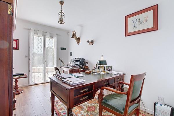 À VENDRE EN VIAGER OCCUPÉ - MAISON INDIVIDUELLE DE PLAIN-PIED à LORGUES