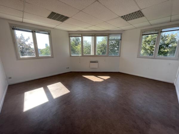 Bureaux proches aéroport Beauvais