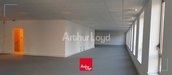 Bureaux neufs à louer au coeur d'Euratechnologies Lille - Terrasses, parkings et cadre d'exception pour entreprises innovantes