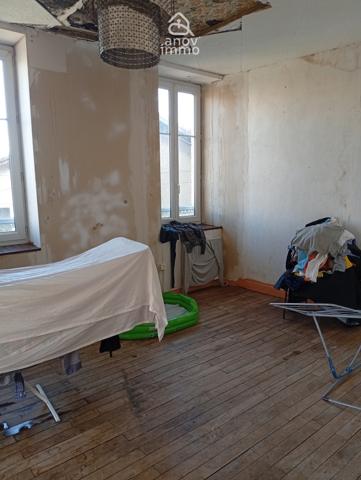 Immeuble
                                                                                                                                                
                                                                                                                                                
                                                                                                                                                
                                                    
                                                                                                                                                                                                                                                                                                                        308  m²                                                                                                                                                                                                         3 etage(s)