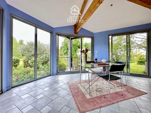 Maison
                                                                                                                                                                                                                                                                                                                        7 pièce(s)                                                                                                                                                                                                          5 chambre(s)                                                                                                                                                                                                          175  m²