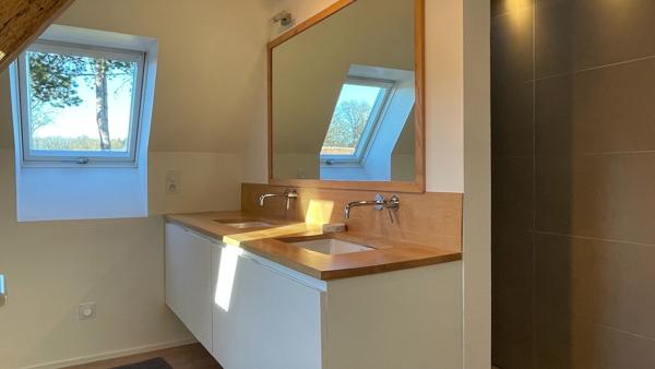 Propriete
                                                                                                                                                                                                                                                                                                                        5 pièce(s)                                                                                                                                                                                                          4 chambre(s)                                                                                                                                                                                                          175  m²