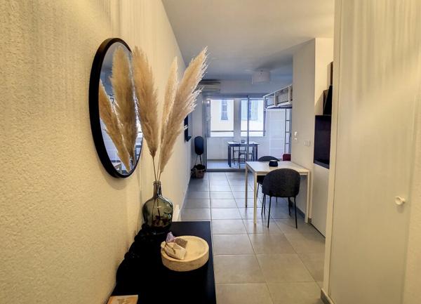 Appartement à louer    1 pièce • 23,61 m2 Golfe Juan - Vallauris