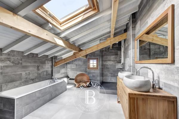 Sevrier, Maison 4 Chambres -  180 m² à vendre