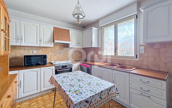 Maison à vendre    4 pièces •  Landerneau