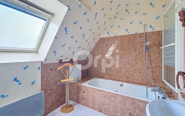 Maison à vendre    4 pièces •  Landerneau