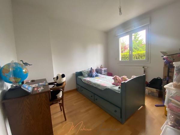 Appartement 3 pièces 78m² à vendre à Chevry 01170