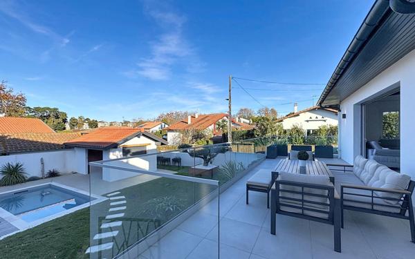 Maison à vendre    4 pièces • 93 m2 Bayonne