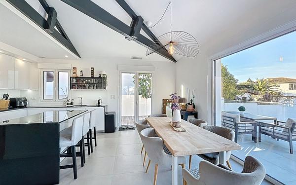 Maison à vendre    4 pièces • 93 m2 Bayonne